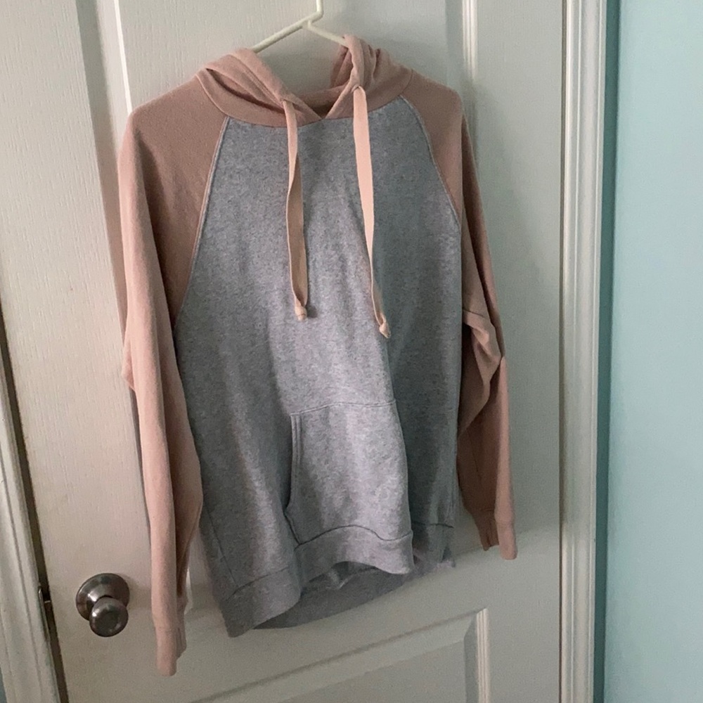 American Eagle sweatshirt